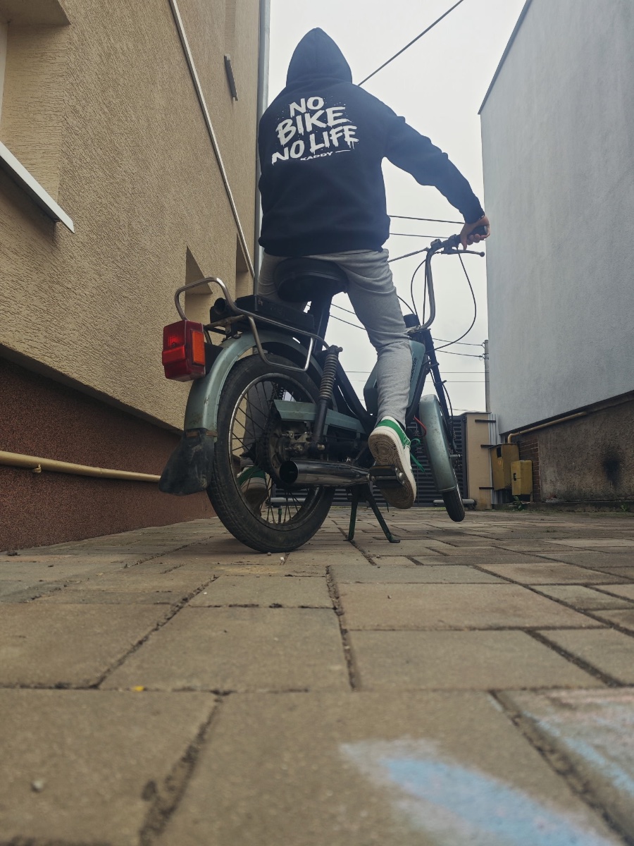 Recenze od Adam W.